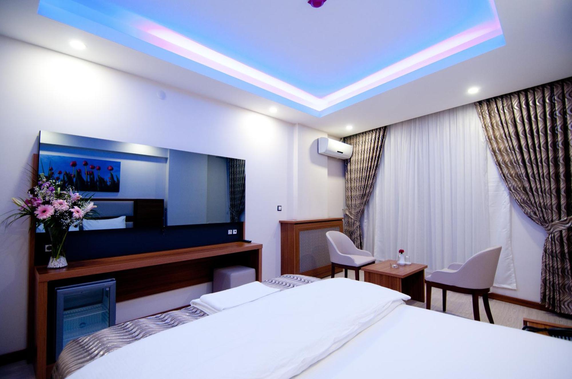 Mus Grand Hotel Kültér fotó
