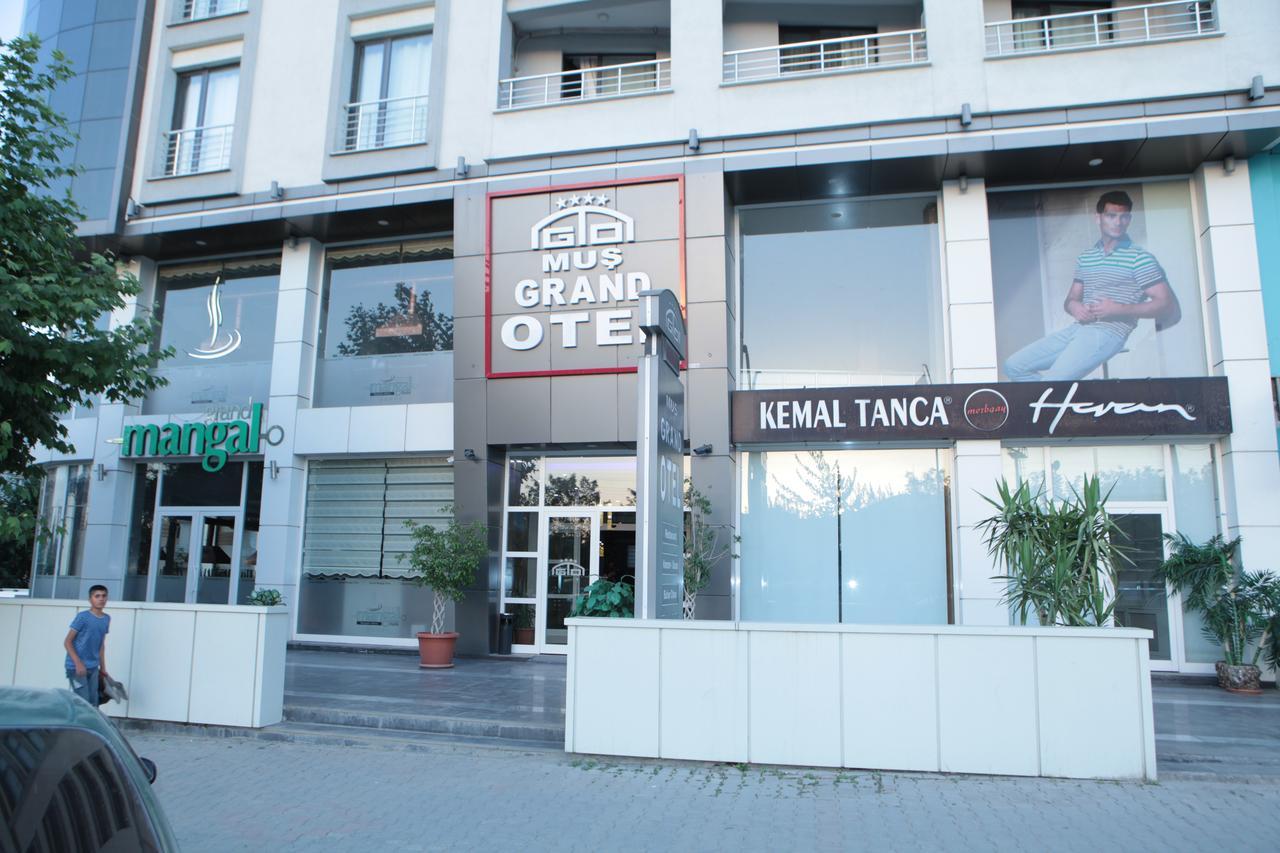 Mus Grand Hotel Kültér fotó