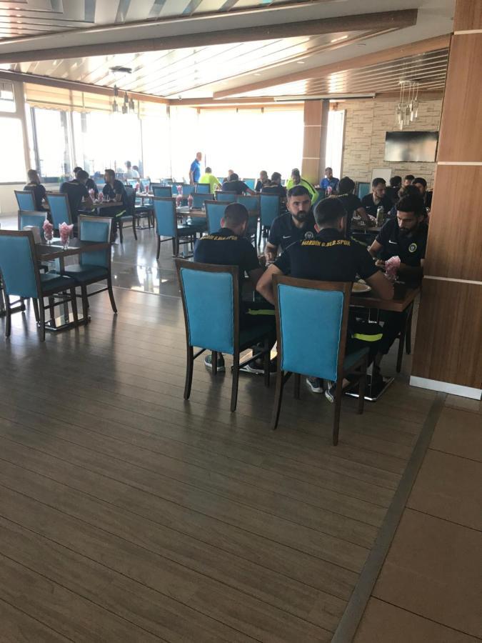 Mus Grand Hotel Kültér fotó