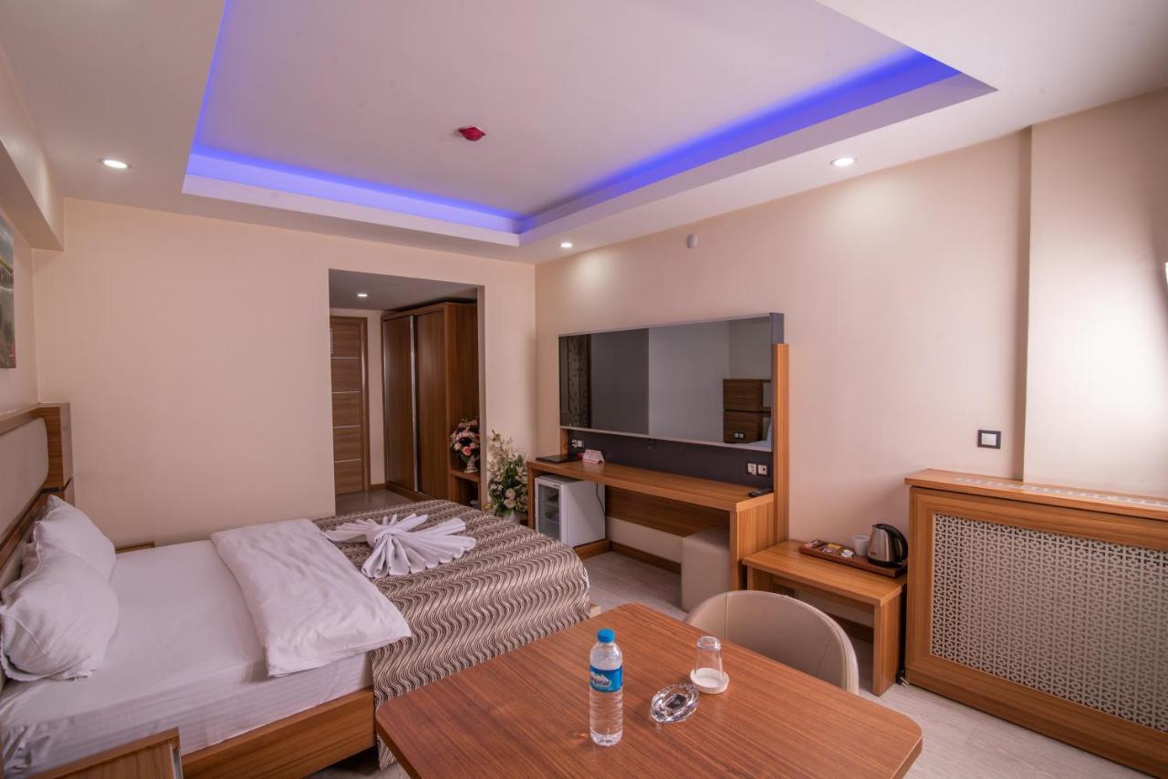 Mus Grand Hotel Kültér fotó