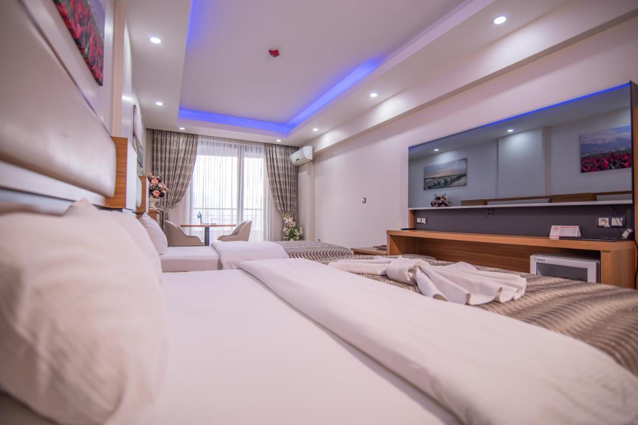 Mus Grand Hotel Kültér fotó